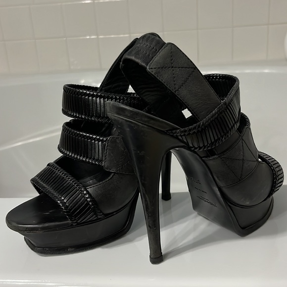 YSL tribute heels - Picture 7 of 8